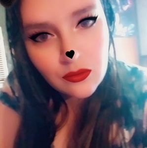 Meet your Posher, Tia